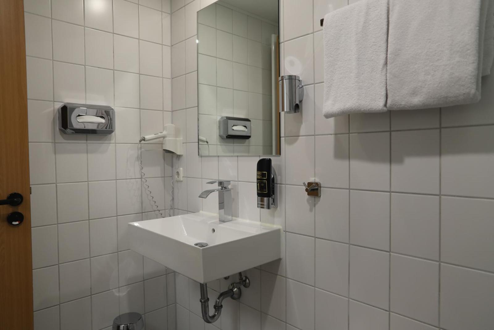 Hotel Am Suedtor Backnang Buitenkant foto