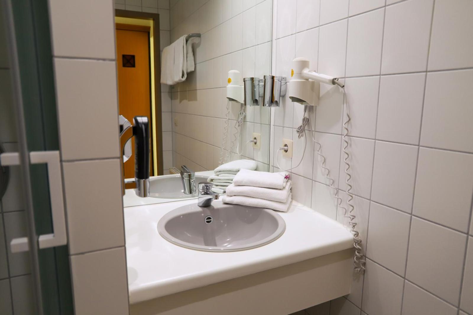 Hotel Am Suedtor Backnang Buitenkant foto
