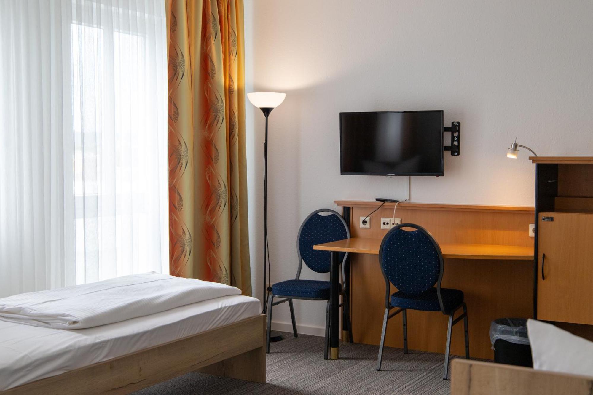 Hotel Am Suedtor Backnang Buitenkant foto