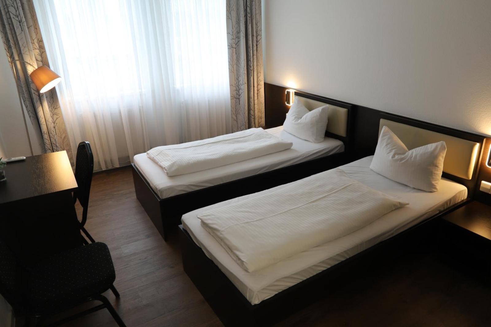 Hotel Am Suedtor Backnang Buitenkant foto