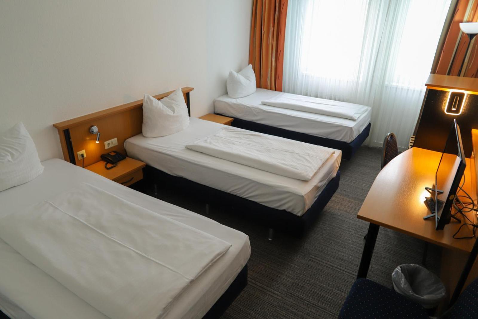 Hotel Am Suedtor Backnang Buitenkant foto