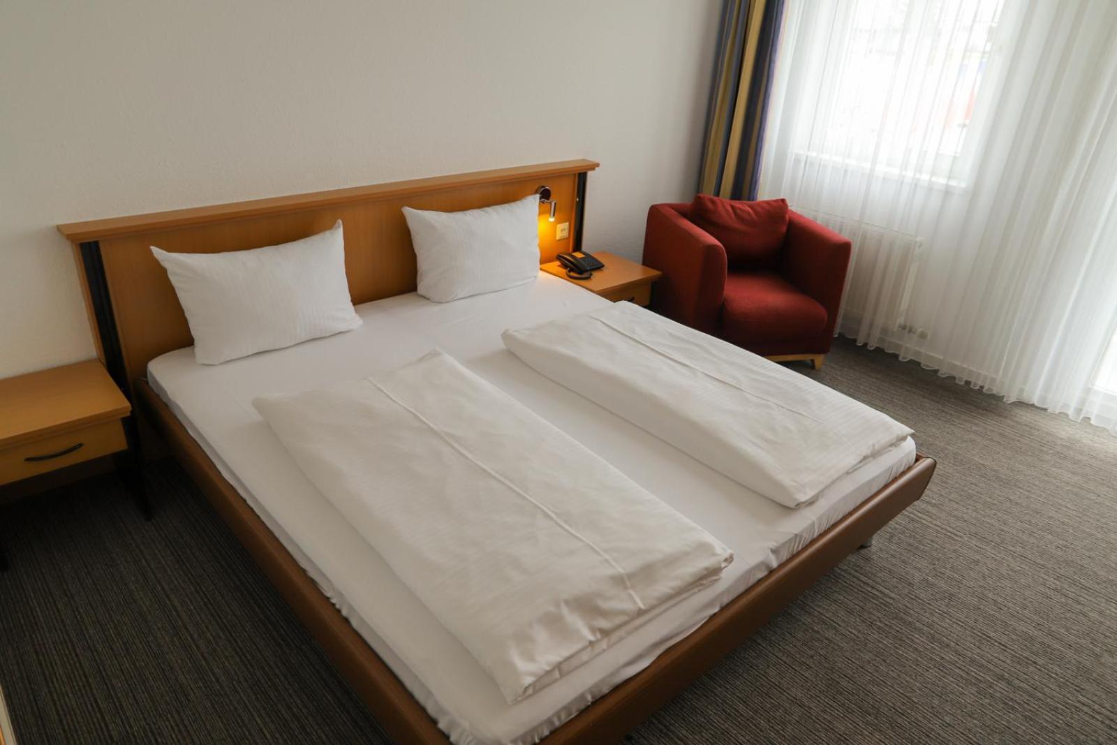 Hotel Am Suedtor Backnang Buitenkant foto