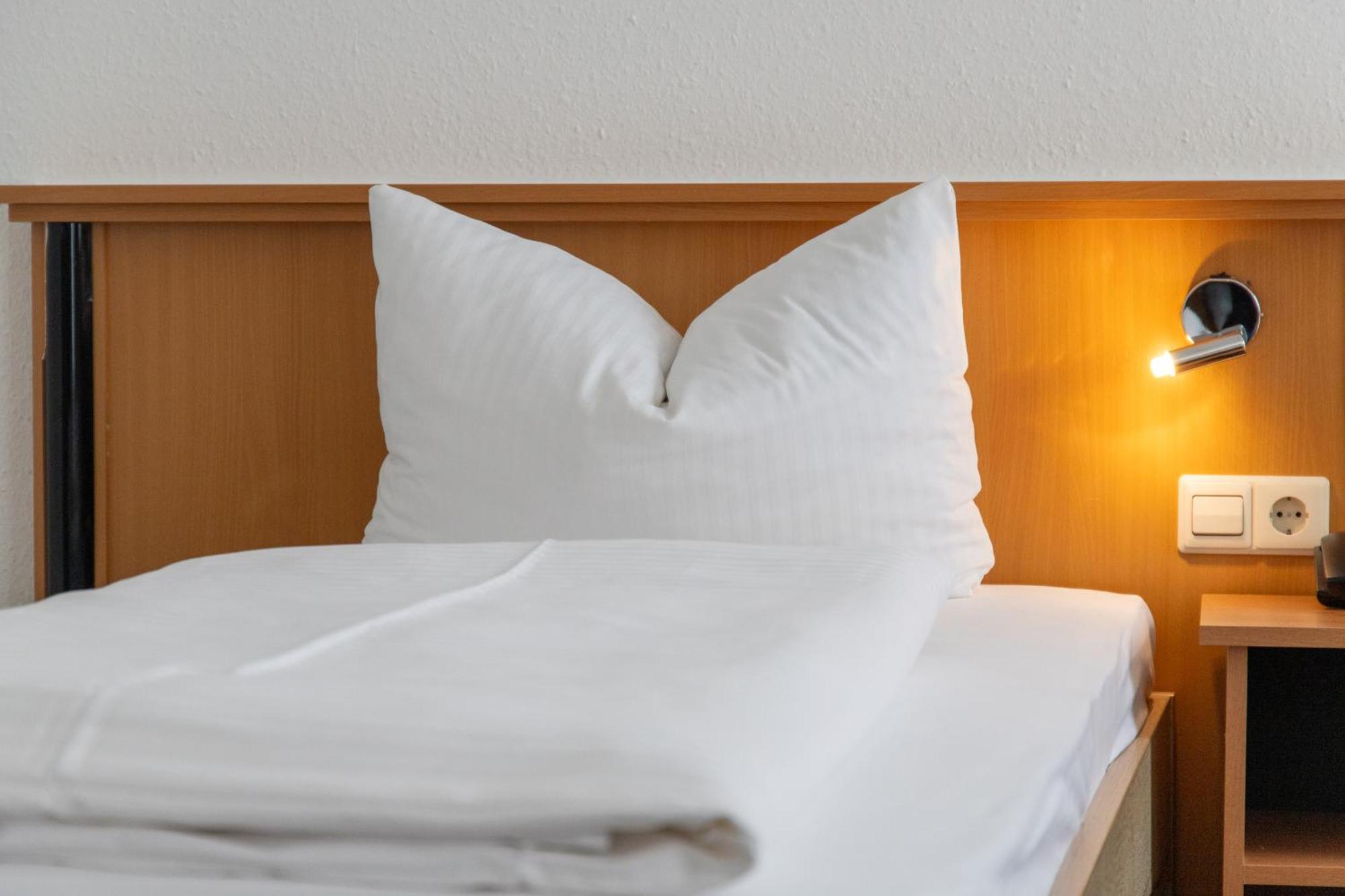 Hotel Am Suedtor Backnang Buitenkant foto