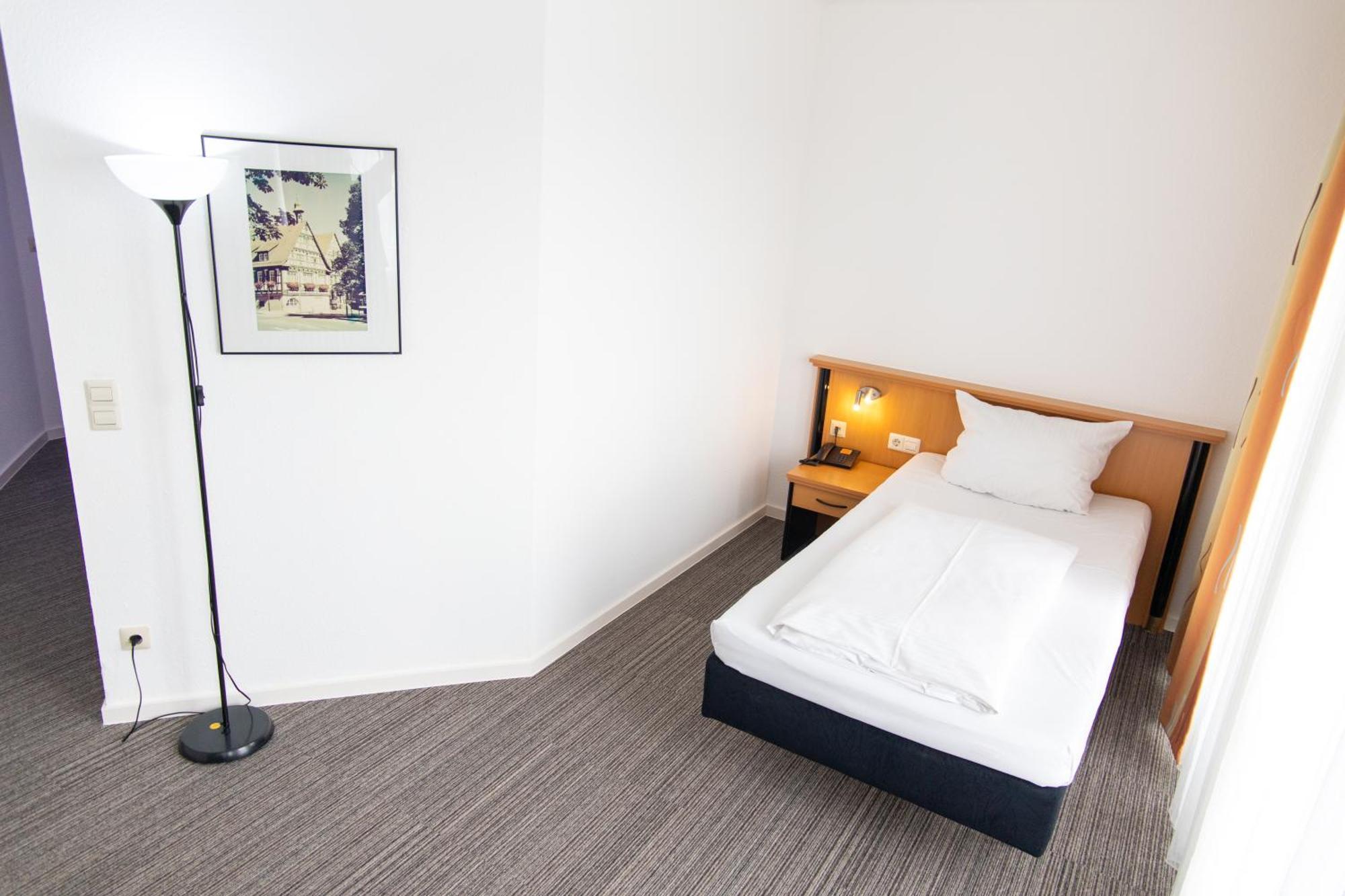 Hotel Am Suedtor Backnang Buitenkant foto