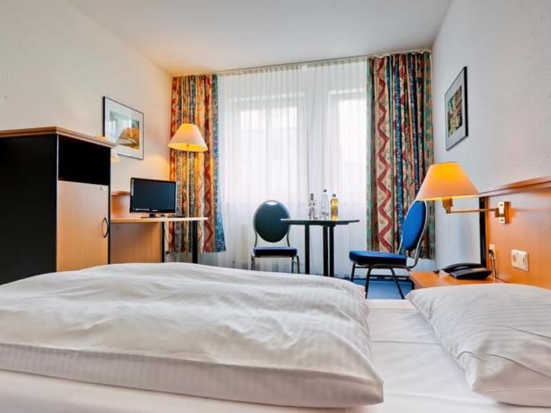 Hotel Am Suedtor Backnang Buitenkant foto
